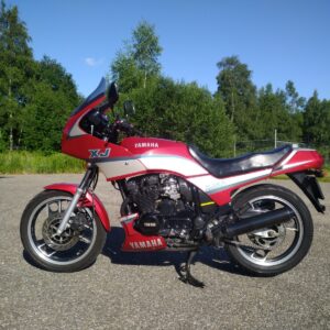 Yamaha XJ600